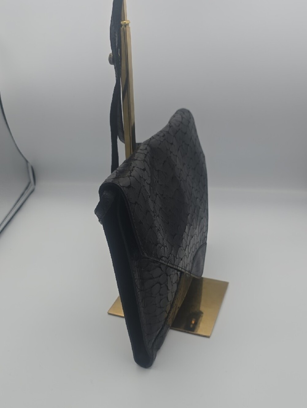 Furla Black Vintage Croc-Textured Large Envelope Crossbody/Clutch Bag (EUC)🖤 - Picture 4 of 13